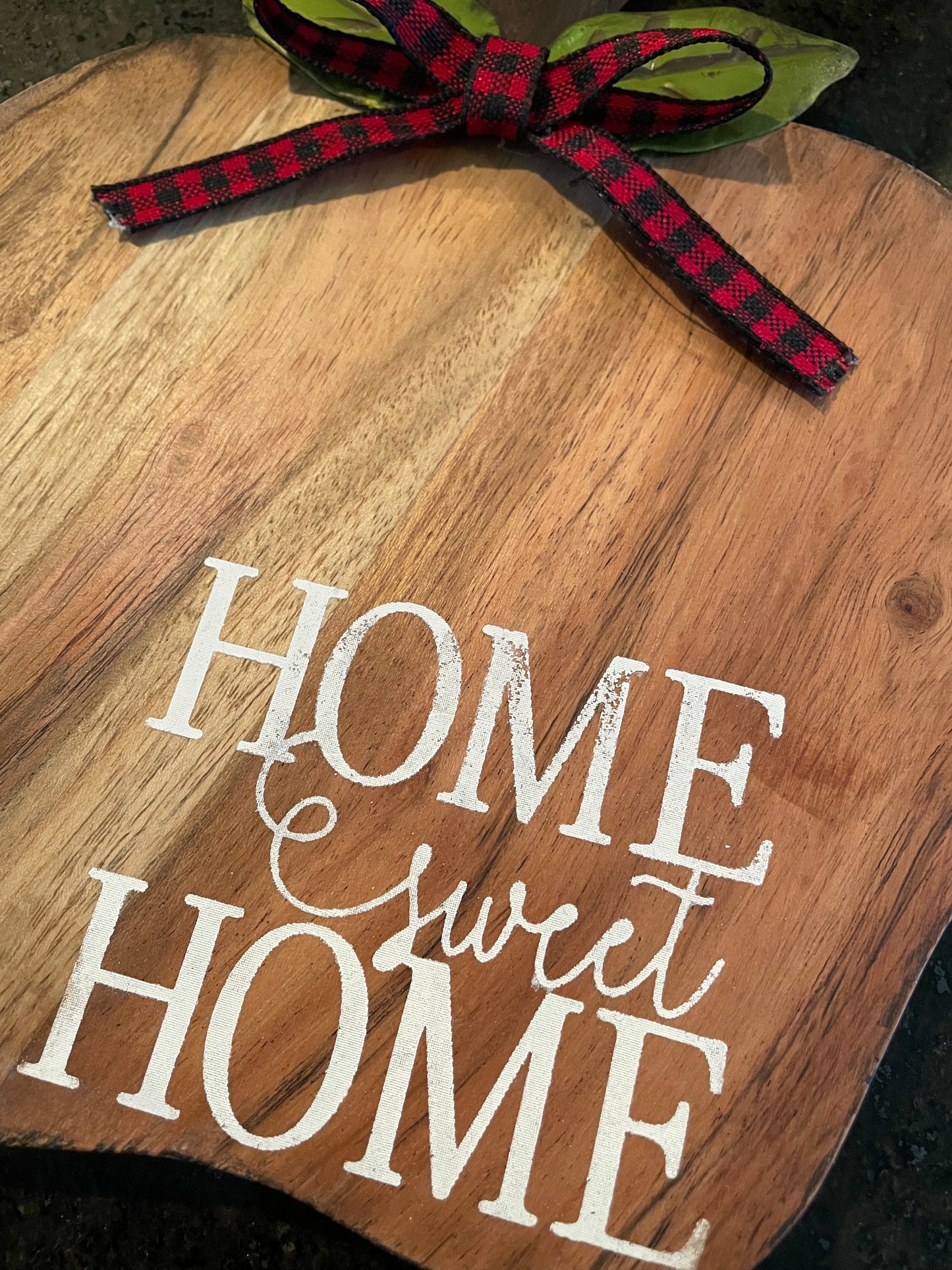 Home Sweet Home apple sign