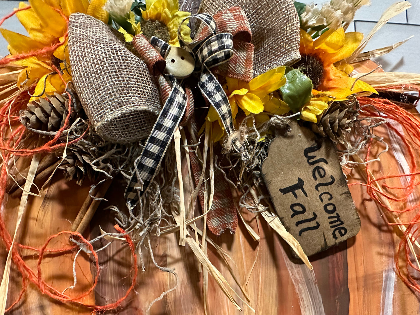 Welcome Fall Pumpkin sign